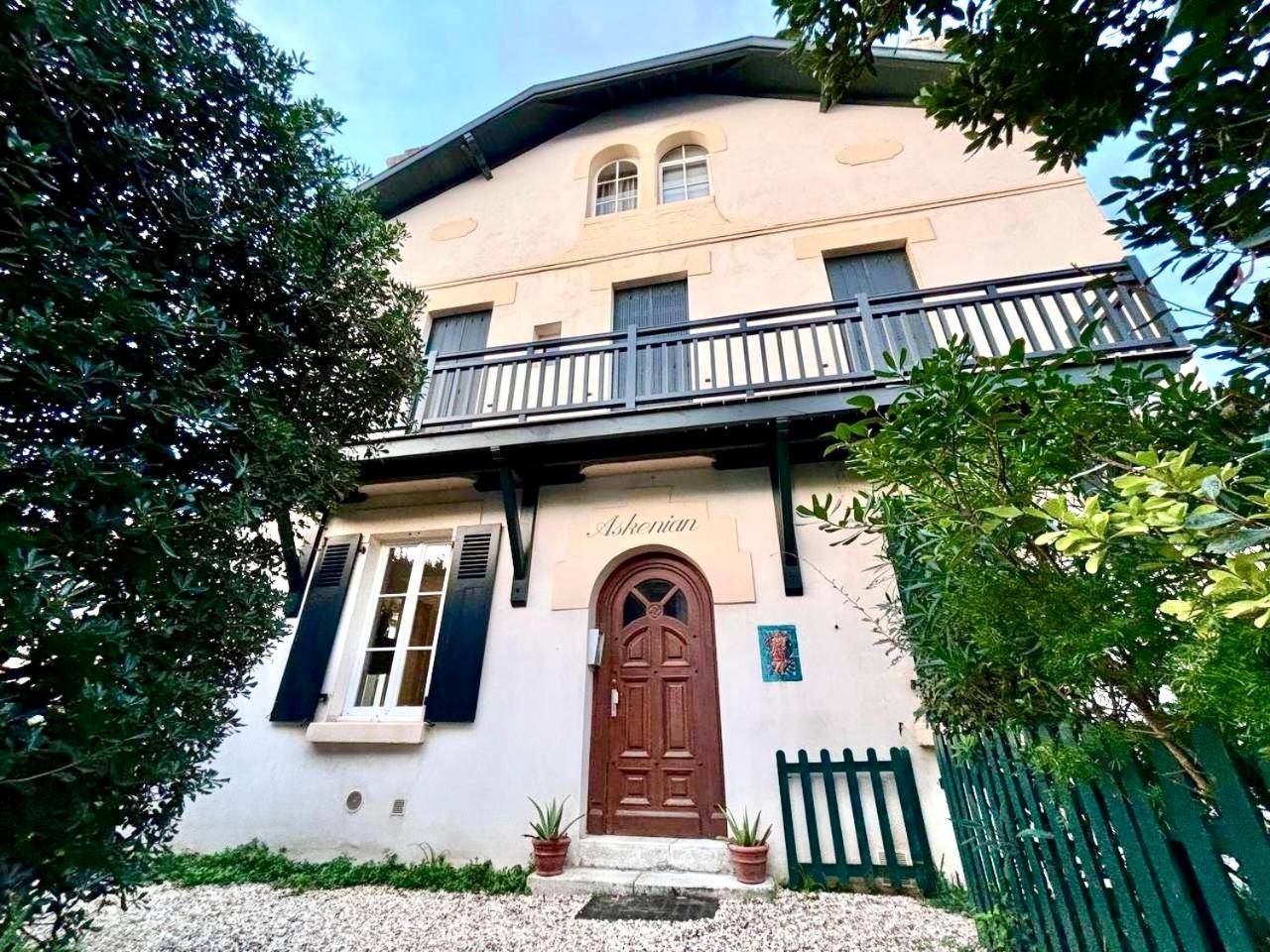 Cote Des Basques, Terrasse, Confort Et Qualite Biarritz Exterior foto